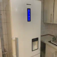 یخچال فریزر الکترواستیل در حد نو