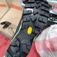 کفش کوهنوردی لاسپورتیوا