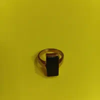 رینگ با نگین مشکی