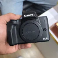 Canon m50 mark ii + 15-45mm|دوربین عکاسی و فیلم‌برداری|تهران, آبشار تهران (دریاچه)|دیوار