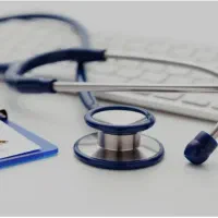 منشی و دستیار پزشک دو شیفت