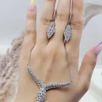 ارزانسرا|بدلیجات|بندر انزلی, معلم|دیوار