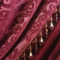 دستک پرده مخمل زرشکی درجه ۱ ترک در حد نو