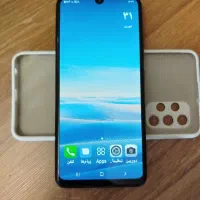 گوشی سامسونگ a32. f4