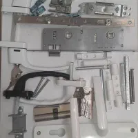 تعمیرات پنجره و درب upvc و المونیم ترمال