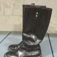 چکمه تمام چرم