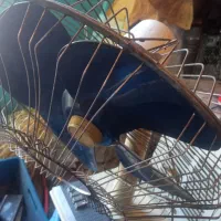 پنکه قدیمی آهنی توشیبا نیاز تعمییر و پنکه سقفی|پنکه و تصفیه‌کنندهٔ هوا|نهاوند, |دیوار