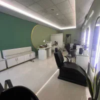 واگذاری سالن زیبایی نبش فرحبخش غربی|اجارهٔ مغازه و غرفه|نیشابور, تختی|دیوار