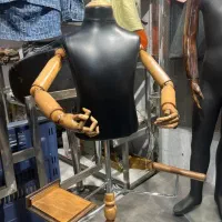 مانکن بچه وچوبکار