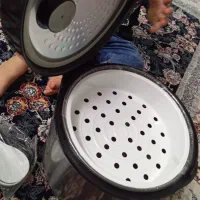 پلوپز|ظروف پخت‌وپز|قم, شاد قلی|دیوار