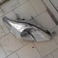 چراغ جلو تویوتا یاریس اصلی ژاپن شاگرد راست|قطعات یدکی و لوازم جانبی|تهران, دولاب|دیوار