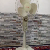 پنکه ایستاده