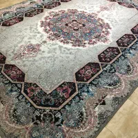 فرش ۱۲متری سالم وتمیز