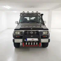 پاترول شیش سیلندر چهار در