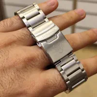 ساعت سوئیس ایگِل|ساعت|کرج, اتحاد|دیوار