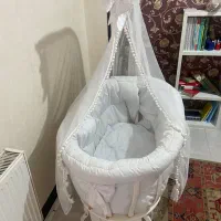 تخت و گهواره نوزاد|اسباب و اثاث بچه|شیراز, تاچارا|دیوار