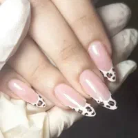 30% تخفیف ویژه کاشت ناخن به مناسبت شب یلدا