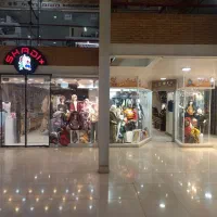 استخدام فروشنده خانم