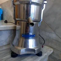 یک دستگاه آب هویچ گیری|کافیشاپ و رستوران|صحنه, |دیوار