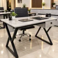 میز مدیریت مشاور مدل جلو بسته