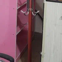 چوب رختی ایستاده