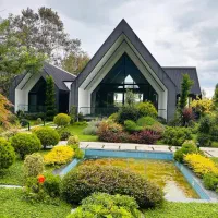 خونه ویلایی با حیاط سرسبز۷۰۰متری