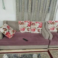 مبل نشیمن هفت نفره همراه با میز