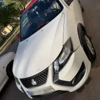 کوئیک آر سفیدقرمز