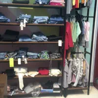 واگذاری دکور و اجناس مغازه|فروشگاه و مغازه|یزد, |دیوار