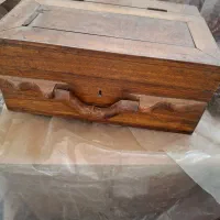 جعبه قدیمی چوبی