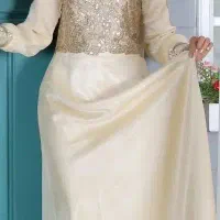 لباس عقد و عروسی|لباس|کاشان, شهرک خاتم الانبیا (مسکن ملی کاشان)|دیوار