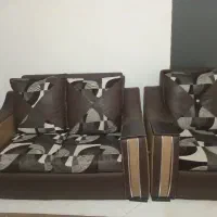 یک دست مبل هفت نفره به فروش میرسد تخفیف هم دارد