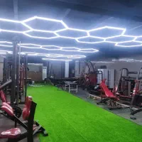 برقکار برقکشی|خدمات پیشه و مهارت|کاشان, راه آهن کاشان|دیوار