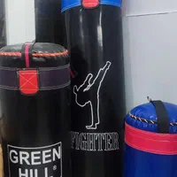 کیسه بوکس و دستکش|تجهیزات ورزشی|رشت, ساغری سازان|دیوار