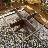 میز وسط|مبلمان خانگی و میز عسلی|شیراز, فرهنگ شهر|دیوار