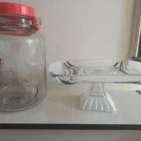 یک عدد شیشه بزرگ مخصوص ترشی با شرینی خوری مجلسی