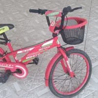 دوچرخه|دوچرخه، اسکیت، اسکوتر|جره و بالاده, |دیوار