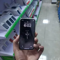 اپل iPhone X با حافظهٔ ۲۵۶ گیگابایت