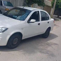 ساینا مدل ۴۰۰