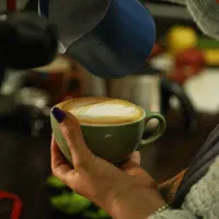 استخدام و اموزش بارسرد بارتندر کیک کافی شاپی