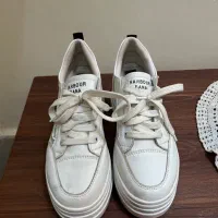 کفش اسپورت لژدار سفید|کیف، کفش، کمربند|سبزوار, قصبه اب یمین|دیوار