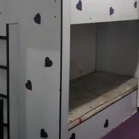 تخت دو طبقه