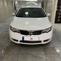 کیا سراتو ۲۰۰۰ آپشنال