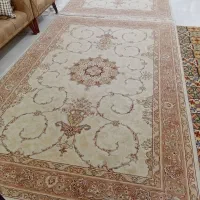 فرش جنس خوب در حد نو ۶ متری