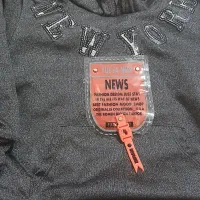 سویشرت بچگانه نو و سایز۴۰ ..تک باقی مانده|کفش و لباس بچه|قم, نیروگاه|دیوار