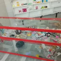 ویترین مغازه