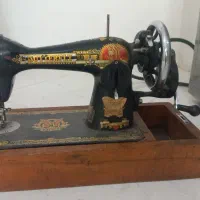 چرخ خیاطی قدیمی