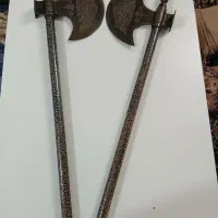 یک جفت تبر فولادنقره کوب