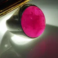 یاقوت معدنی وعقیق خونی