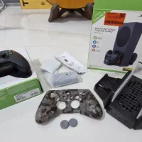دسته xbox مشکی و فن و شارژر دسته s/s|کنسول، بازی ویدئویی و آنلاین|اصفهان, ملک‌شهر|دیوار